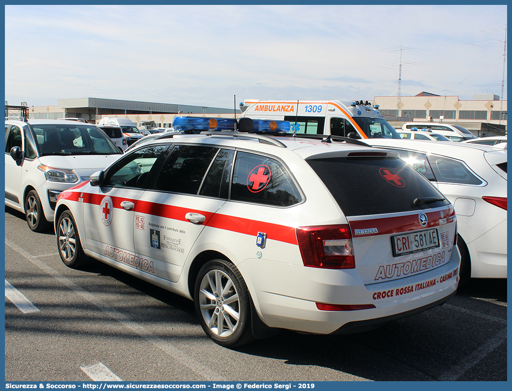 CRI 581AE
Croce Rossa Italiana
Casina (RE)
Skoda Octavia Wagon IV serie
Allestitore Ambitalia S.p.A.
Parole chiave: CRI;C.R.I.;Croce;Rossa;Italiana;Automedica;Auto Medica;Automedicalizzata;Auto Medicalizzata;Skoda;Octavia;Wagon;Casina;Ambitalia