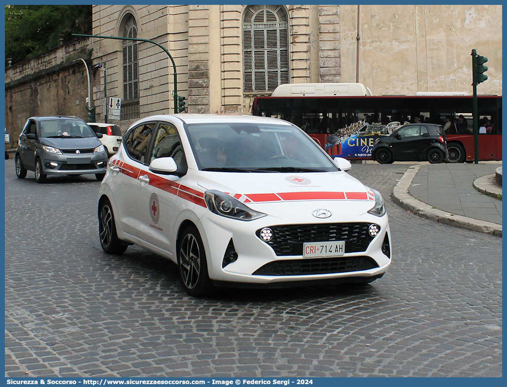 CRI 714AH
Croce Rossa Italiana
Roma
Hyundai i10 III serie
Parole chiave: CRI;C.R.I.;Croce;Rossa;Italiana;Roma;Hyundai;i10