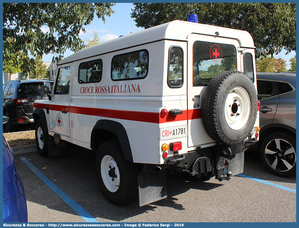 CRI A1781
Croce Rossa Italiana
Soragna (PR)
Land Rover Defender 110
Parole chiave: CRI;C.R.I.;Croce;Rossa;Italiana;Land;Rover;Defender;110;Soragna