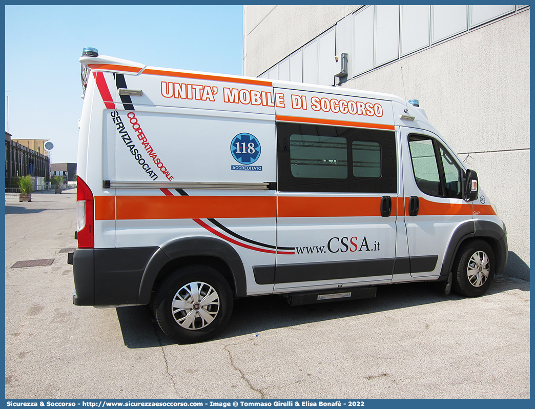 463
CSSA
Cooperativa Sociale Servizi Associati
Fiat Ducato III serie restyling
Allestitore Class S.r.l.
Parole chiave: CSSA;Cooperativa;Sociale;Servizi;Associati;Fiat;Ducato;Class;Ambulanza;Autoambulanza