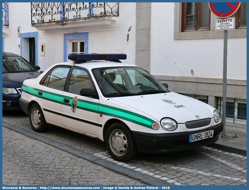 GNR L1324
República Portuguesa
Guarda Nacional Republicana
Toyota Corolla VIII generation
Parole chiave: República;Portuguesa;GNR;G.N.R.;Guarda;Nacional;Republicana;Toyota;Corolla