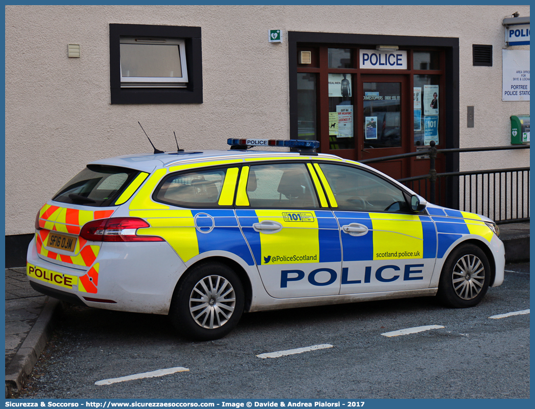 -
United Kingdom of Great Britain and Northern Ireland
Police Service of Scotland
Peugeot 308 Station Wagon II generation
Parole chiave: UK;United;Kingdom;Great;Britain;Northern;Ireland;Police;Service;of;Scotland;Peugeot;308;Station;Wagon;SW