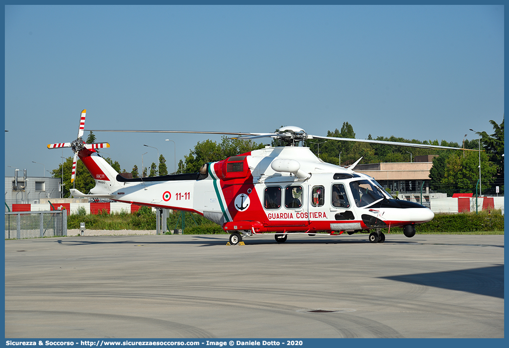 MM81910 / 11-11 "Nemo 11"
Corpo delle Capitanerie di Porto
Guardia Costiera 
Agusta Westland AW139
Parole chiave: CP;C.P.;Guardia;Costiera;Capitaneria;Capitanerie;di;Porto;Agusta;Westland;AW139