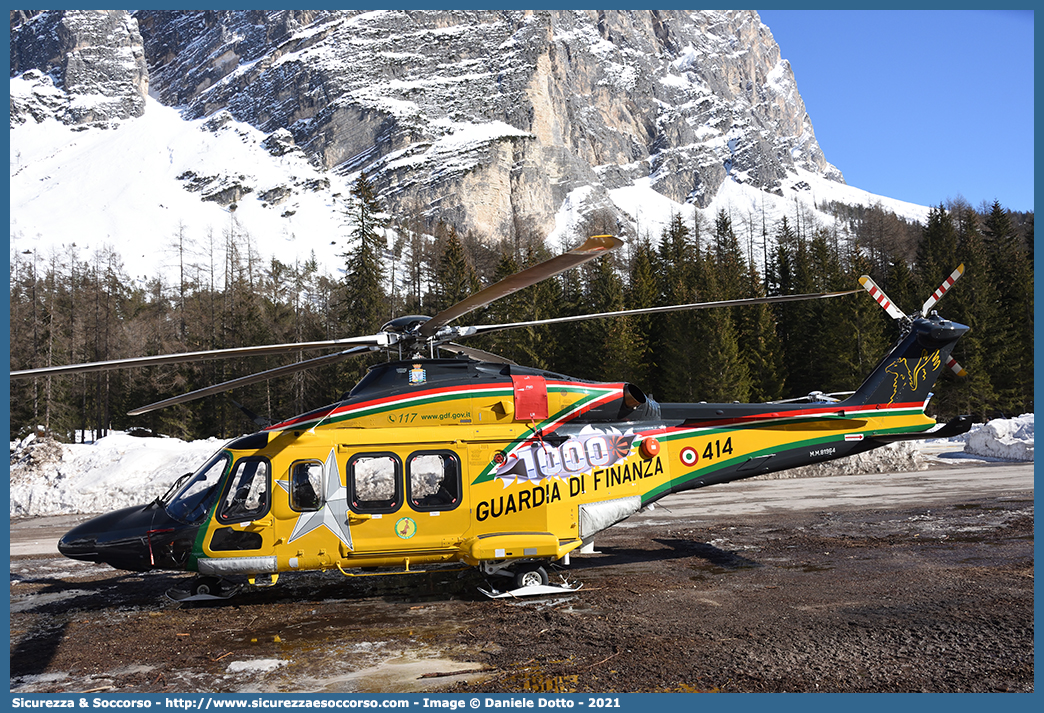 MM81964 / GF 414
Guardia di Finanza
R.O.A.N. Componente Aerea
Leonardo Helicopters AW139
Parole chiave: GdiF;G.D.F.;GDF;Guardia di Finanza;R.O.A.N.;ROAN;Componente Aerea;Leonardo;Helicopters;Agusta;Westland;AW139