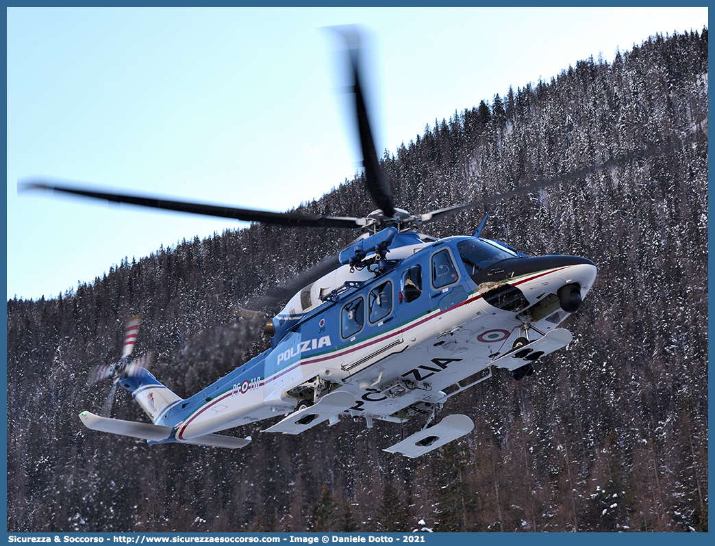 MM81979 / PS 118
Polizia di Stato
Reparto Volo
Leonardo Helicopters AW139
Parole chiave: PS;P.S.;Polizia;di;Stato;Pubblica;Sicurezza;Reparto;Volo;Agusta;Westland;Leonardo;Helicopters;139