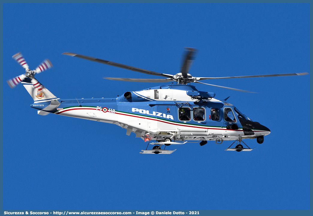 MM81979 / PS 118
Polizia di Stato
Reparto Volo
Leonardo Helicopters AW139
Parole chiave: PS;P.S.;Polizia;di;Stato;Pubblica;Sicurezza;Reparto;Volo;Agusta;Westland;Leonardo;Helicopters;139