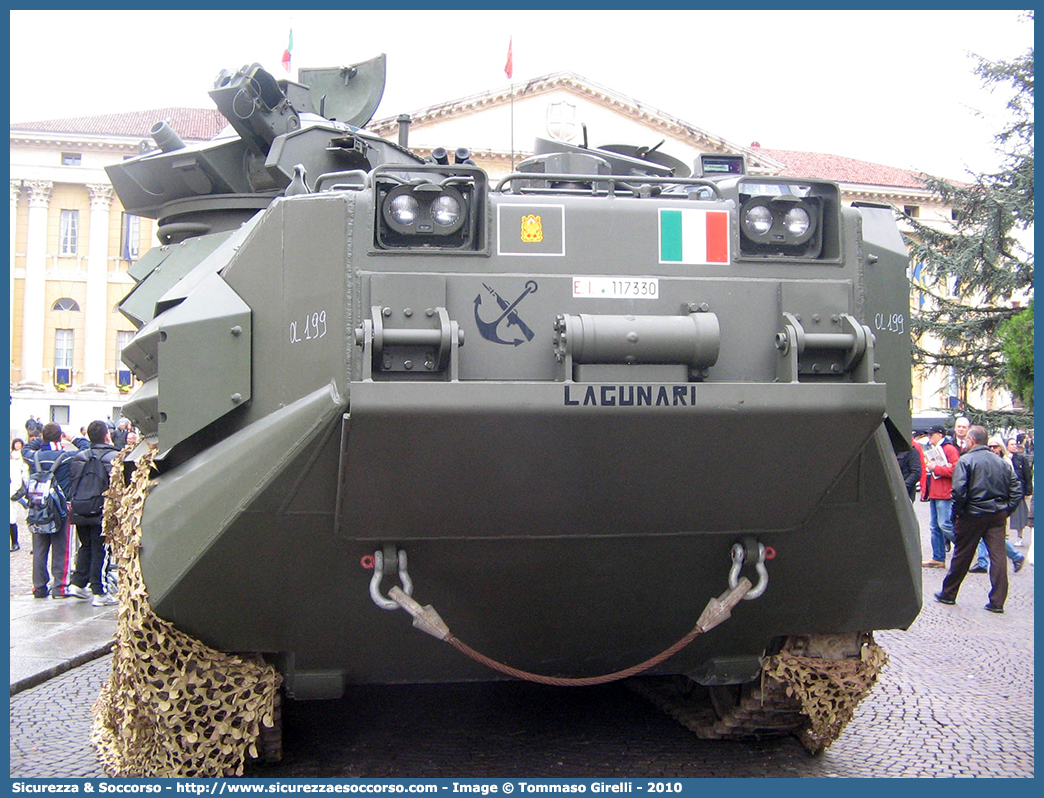 EI 117330
Esercito Italiano
1°Reggimento Lagunari
"Serenissima"
AAVP-7
Parole chiave: EI;E.I.;Esercito;Italiano;Lagunari;Serenissima;Assalto;Anfibio;AAVP-7