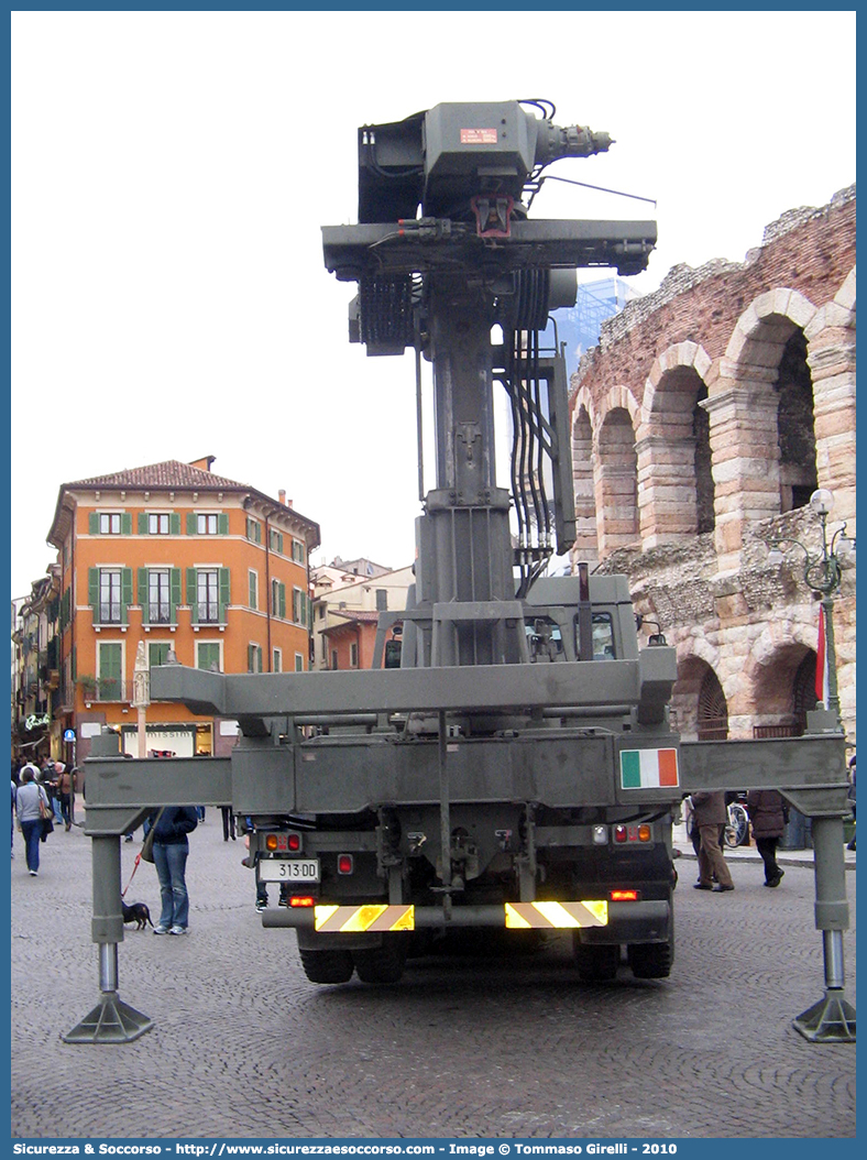 EI 313DD
Esercito Italiano
Astra HD6 66.45
Trasporto Missili Aspide
Parole chiave: EI;E.I.;Esercito;Italiano;Mezzi;da;Cantiere;Trasporto;Materiali;Supporto;Logistico;Astra;HD6;66.45;Aspide