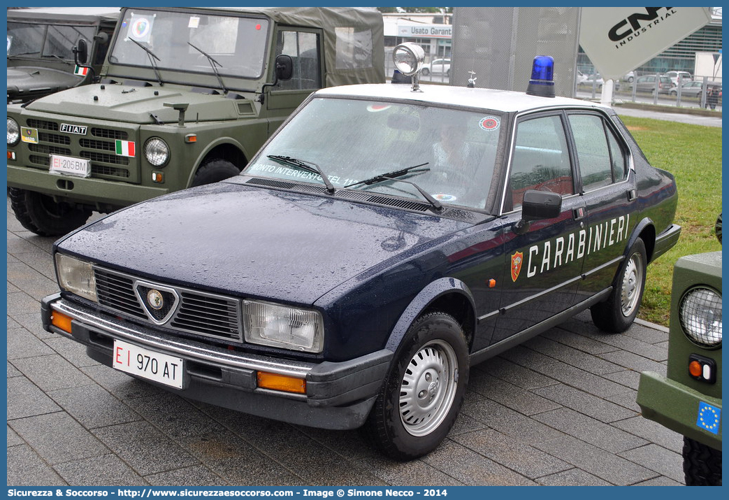 EI 970AT
Arma dei Carabinieri
Nucleo Operativo e Radiomobile
Alfa Romeo Alfetta 2000
Parole chiave: CC;C.C.;Arma;dei;Carabinieri;NORM;N.O.R.M.;Nucleo;Operativo;Radiomobile;Alfa;Romeo;Alfetta;2000