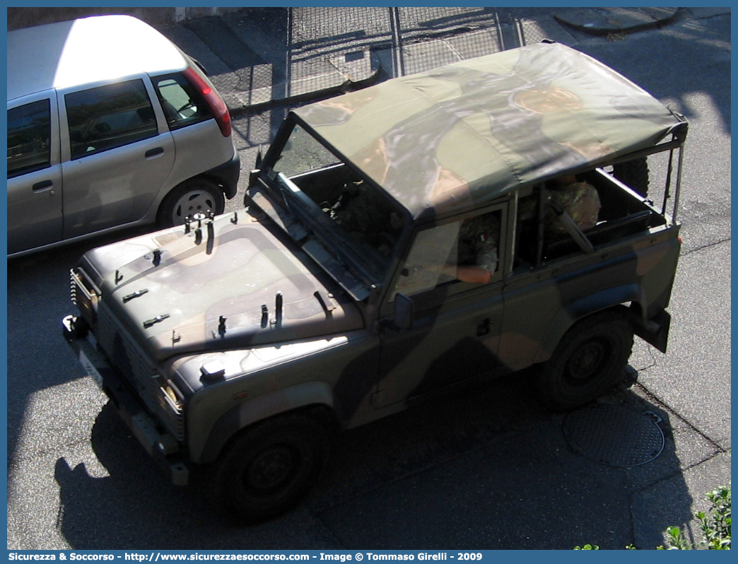 -
Esercito Italiano
Land Rover Defender 90
Parole chiave: EI;E.I.;Esercito;Italiano;Fuoristrada;Land;Rover;Defender;90