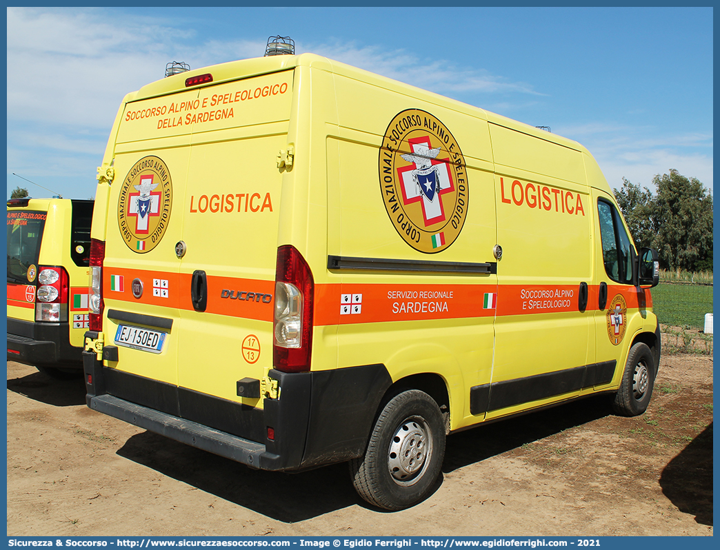 17-13
Corpo Nazionale
Soccorso Alpino e Speleologico
Servizio Regionale Sardegna
Fiat Ducato III serie
Parole chiave: CNSAS;C.N.S.A.S.;Corpo;Nazionale;Soccorso;Alpino;Speleologico;Sardegna;SASS;S.A.S.S.;Fiat;Ducato