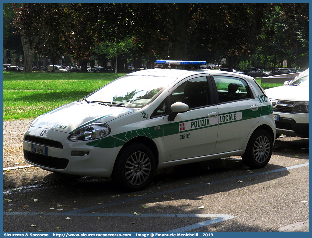 Polizia Locale YA859AJ
Polizia Locale
Comune di Ciriè
Fiat Punto IV serie
Parole chiave: PL;P.L.;PM;P.M.;Polizia;Locale;Municipale;Ciriè;Fiat;Punto