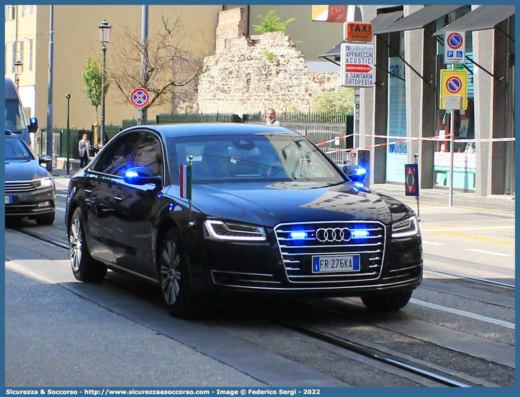 -
Presidenza della Repubblica
Audi A8 L Security
Parole chiave: Presidenza;della;Repubblica;Audi;A8;L;Security