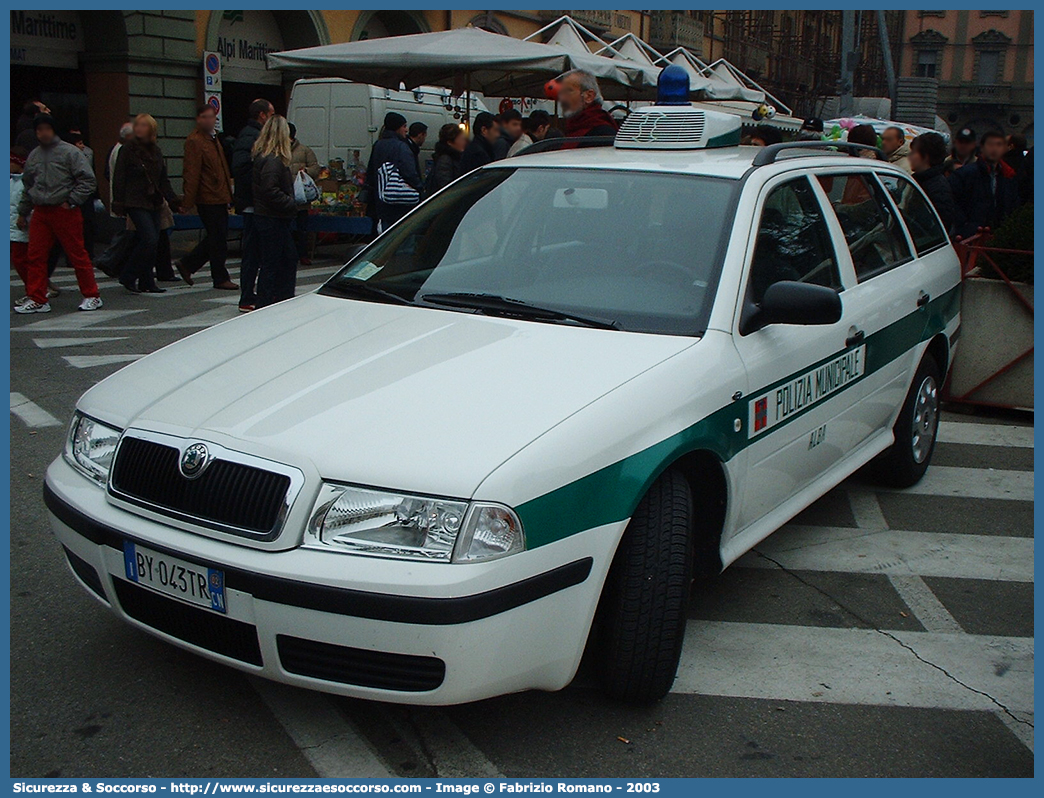 -
Polizia Municipale
Comune di Alba
Skoda Octavia Wagon I serie restyling
Parole chiave: PL;PM;P.L.;P.M.;Polizia;Locale;Municipale;Alba;Skoda;Octavia;Wagon