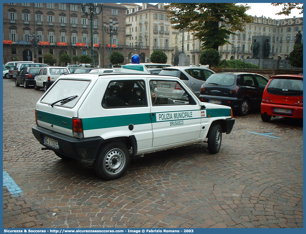 -
Polizia Municipale
Comune di Brusasco
Fiat Panda II serie
Parole chiave: PL;P.L.;PM;P.M.;Polizia;Locale;Municipale;Brusasco;Fiat;Panda