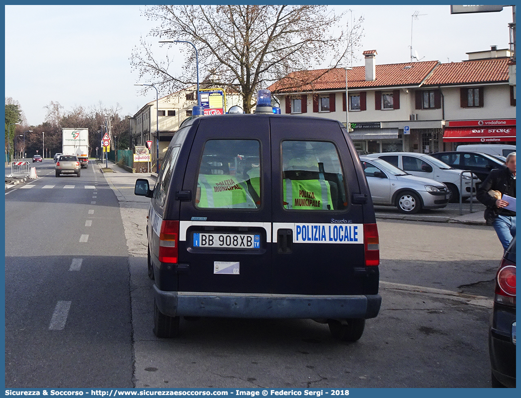 -
Polizia Locale
Comune di Zero Branco
Fiat Scudo I serie
Parole chiave: PL;P.L.;PM;P.M.;Polizia;Locale;Municipale;Zero Branco;Fiat;Scudo