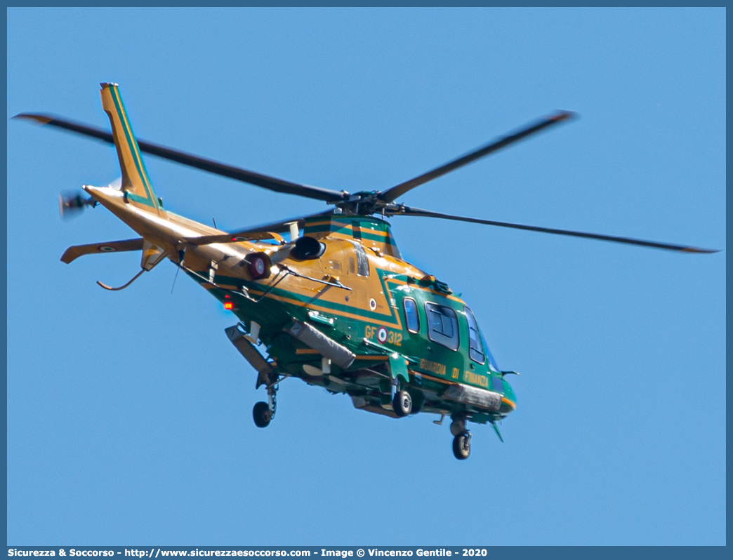 MM81700 / GF 312
Guardia di Finanza
R.O.A.N. Componente Aerea
Agusta Westland AW109N Nexus
Parole chiave: GdiF;G.D.F.;GDF;Guardia di Finanza;R.O.A.N.;ROAN;Componente Aerea;Agusta Westland;AW109N Nexus;312