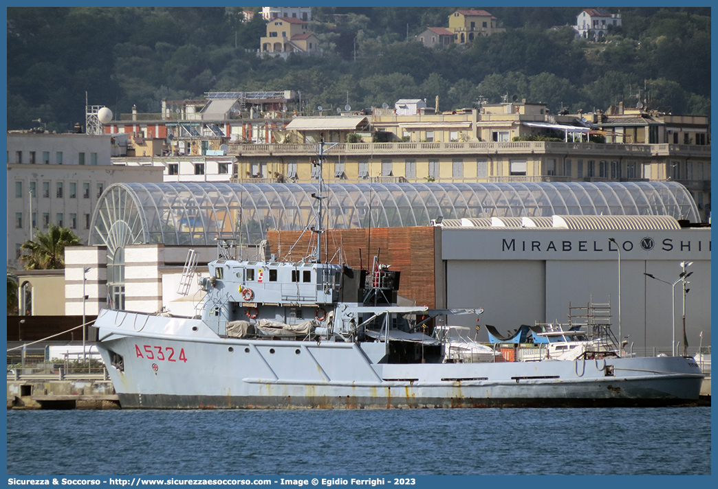 A5324 "Titano"
Marina Militare Italiana
Flotta Navale
Rimorchiatori d'Altura Classe "Ciclope"
Parole chiave: MMI;M.M.I.;Marina;Militare;Italiana;Flotta;Navale;Rimorchiatori;Altura