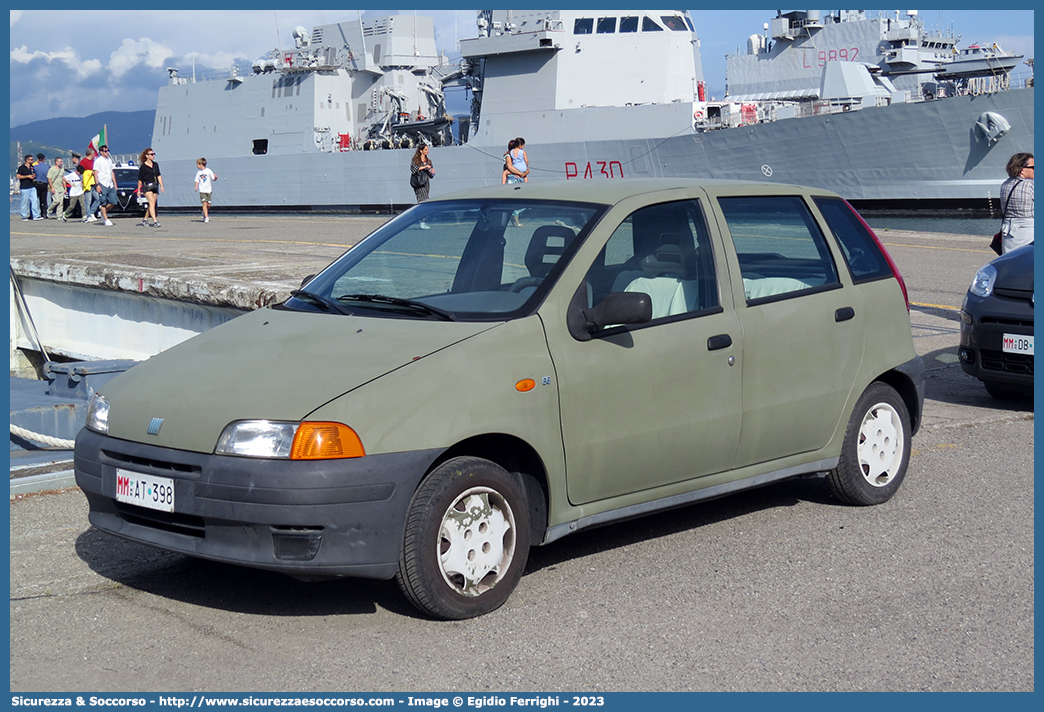 MM AT398
Marina Militare Italiana
Fiat Punto I serie
Parole chiave: MM;M.M.;Marina;Militare;Italiana;Fiat;Punto