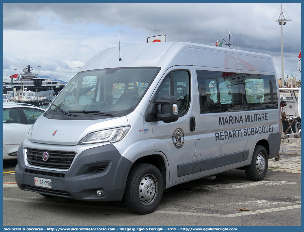 MM CP250
Marina Militare Italiana
Reparti Subacquei
Fiat Ducato III serie restyling
Parole chiave: MMI;M.M.I.;Marina;Militare;Italiana;Reparti;Subacquei;Fiat;Ducato;X290