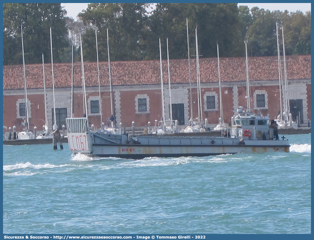 GIS 67
Marina Militare Italiana
Flotta Navale
Mezzi da Sbarco
Landing Craft 828
Cantiere Navale Vittoria S.p.A.
Parole chiave: MMI;M.M.I.;Marina;Militare;Italiana;Flotta;Navale;Mezzi;da;Sbarco;Galleggianti;Semoventi;Landing;Craft;Vittoria;828