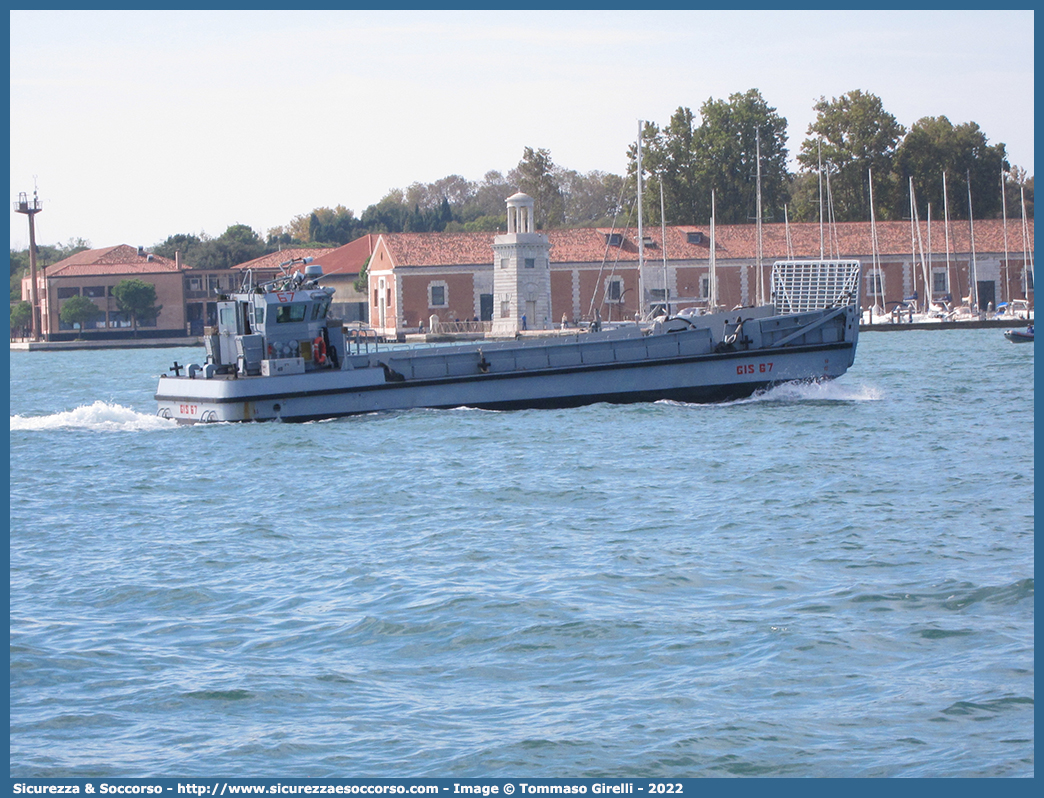 GIS 67
Marina Militare Italiana
Flotta Navale
Mezzi da Sbarco
Landing Craft 828
Cantiere Navale Vittoria S.p.A.
Parole chiave: MMI;M.M.I.;Marina;Militare;Italiana;Flotta;Navale;Mezzi;da;Sbarco;Galleggianti;Semoventi;Landing;Craft;Vittoria;828