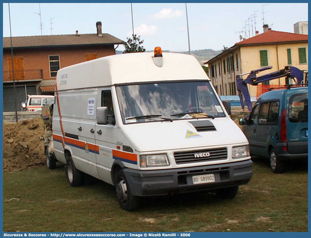 -
Misericordia di Castel Bolognese
Iveco Daily II serie
Parole chiave: Misericordie;Misericordia;Iveco;Daily;Castel;Bolognese