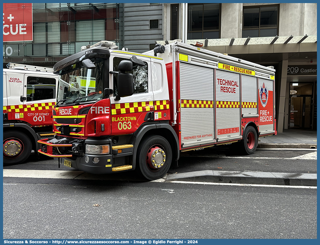 926
Commonwealth of Australia
NSW Fire + Rescue
Blacktown Station 063
Heavy Rescue
Scania P310
Parole chiave: Commonwealth;Australia;New;South;Wales;NSW;Fire;Rescue;Blacktown;Scania;P310