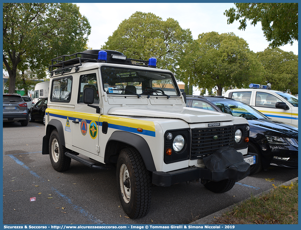 -
Protezione Civile
Comune di San Giovanni Lupatoto
Land Rover Defender 90
Parole chiave: PC;P.C.;Protezione;Civile;San Giovanni Lupatoto;Land Rover;Defender;90