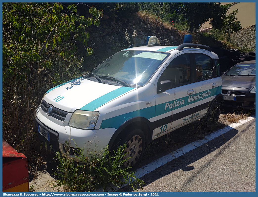 -
Polizia Municipale
Unione dei Comuni d'Ogliastra
Fiat Nuova Panda 4x4 I serie restyling
Parole chiave: PM;P.M.;PL;P.L.;Polizia;Municipale;Locale;Lanusei;Cardedu;Elini;Loceri;Barisardo;Ilbono;Fiat;Nuova;Panda;4x4