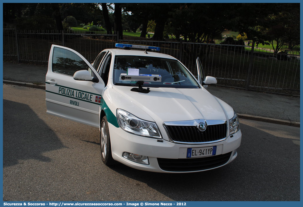 13
Polizia Locale
Comune di Rivoli
Skoda Octavia III serie
Parole chiave: PM;P.M.;PL;P.L.;Polizia;Municipale;Locale;Rivoli;Skoda;Octavia