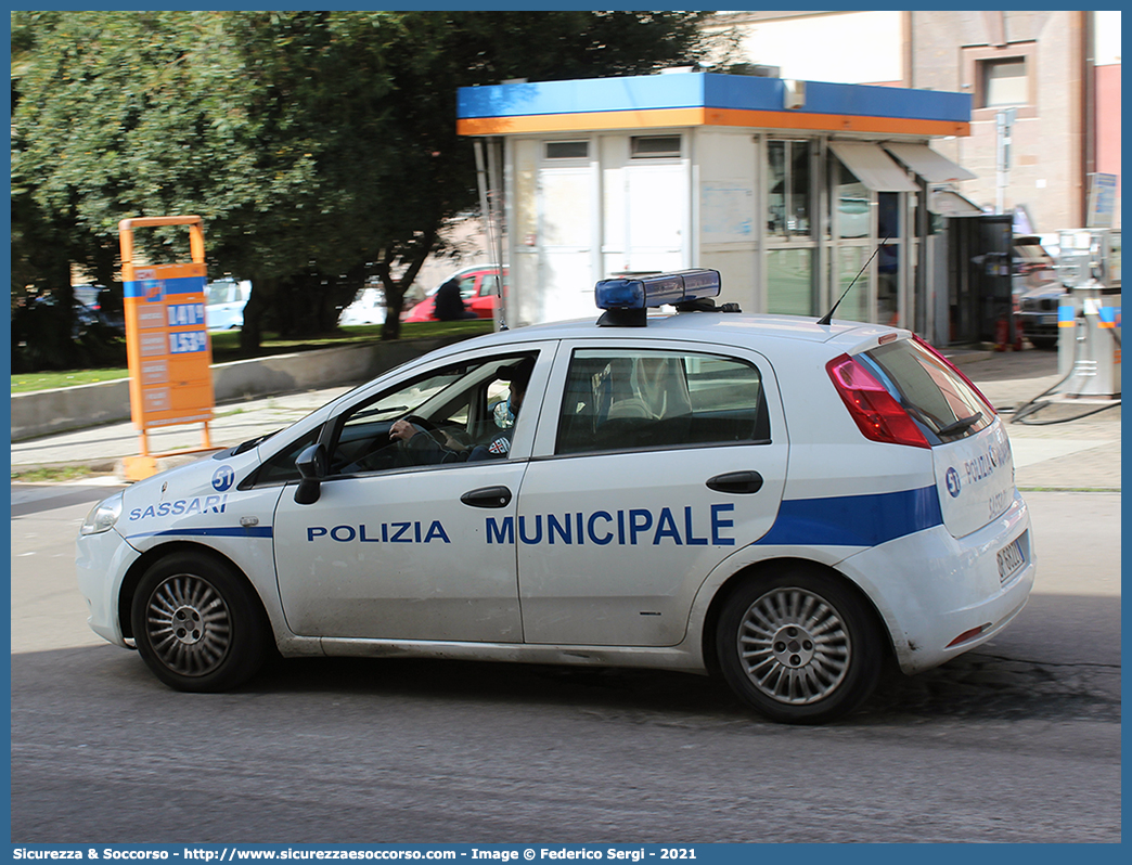 -
Polizia Municipale
Comune di Sassari
Fiat Grande Punto
Parole chiave: PL;P.L.;PM;P.M.;Polizia;Locale;Municipale;Sassari;Fiat;Grande Punto