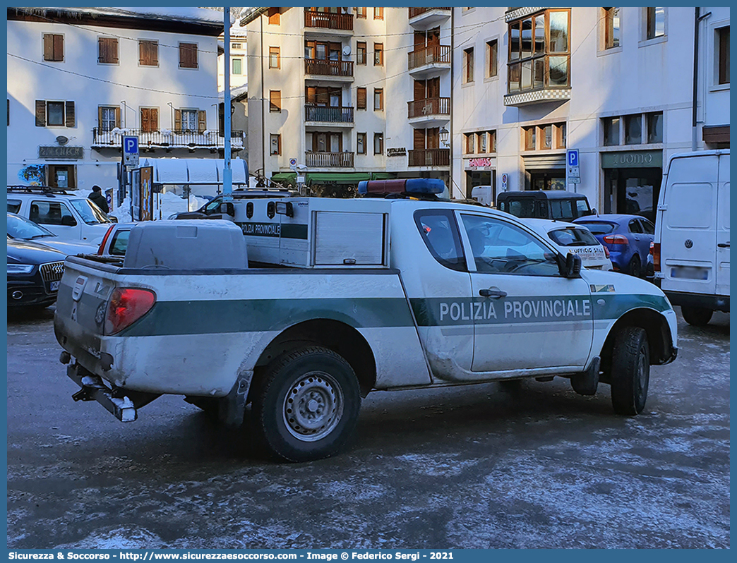 Polizia Locale YA076AD
Polizia Provinciale
Provincia di Belluno
Mitsubishi L200 IV serie
Allestitore Bertazzoni S.r.l.
Parole chiave: PL;P.L.;Polizia;Locale;Provinciale;Belluno;Mitsubishi;L200;Bertazzoni