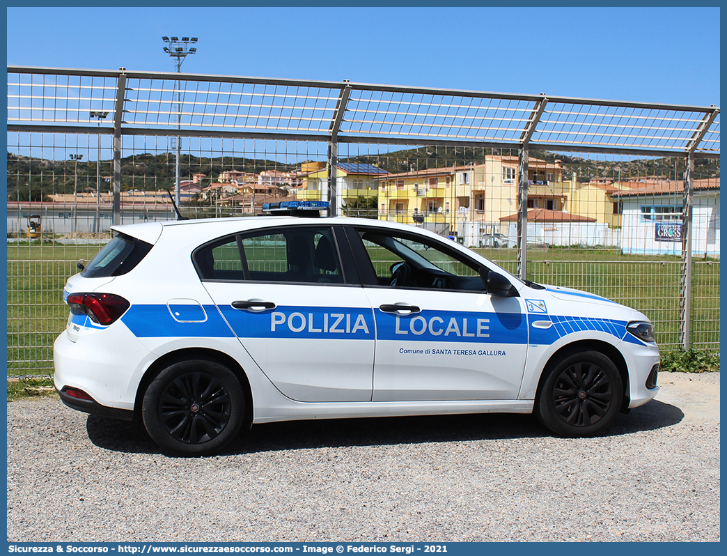 Polizia Locale YA128AN
Polizia Locale
Comune di Santa Teresa Gallura
Fiat Nuova Tipo 5Porte
Allestitore Ciabilli S.r.l.
Parole chiave: PL;PM;P.L.;P.M.;Polizia;Locale;Municipale;Fiat;Nuova;Tipo;5Porte;Santa;Teresa;Gallura;Ciabilli