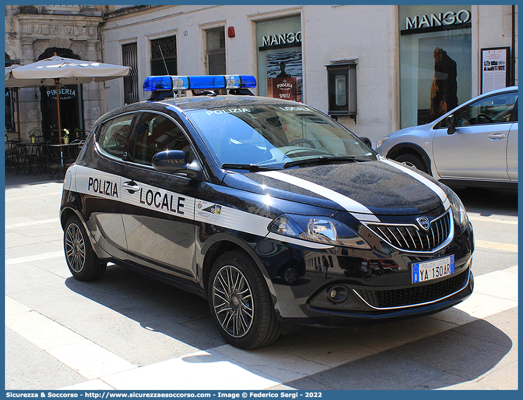 Polizia Locale YA130AR
Polizia Locale
Comune di Padova
Lancia Ypsilon Hybrid III serie
Parole chiave: PL;P.L.;PM;P.M.;Polizia;Locale;Municipale;Padova;Lancia;Ypsilon