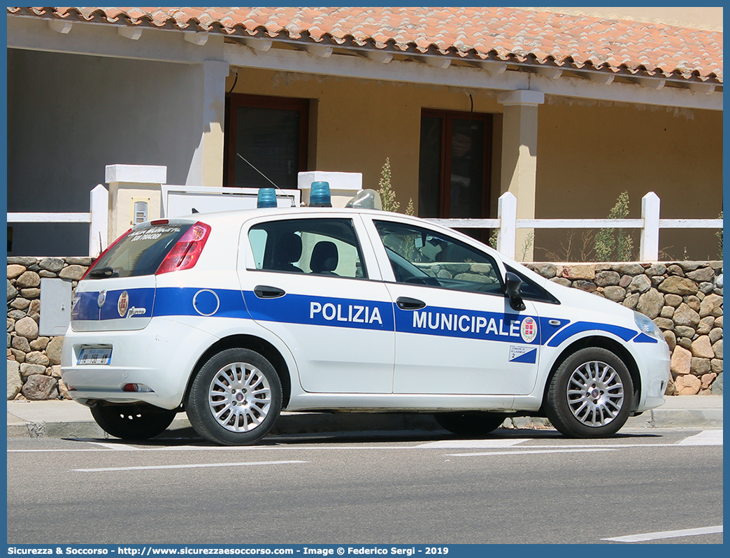 Polizia Locale YA156AM
Polizia Municipale
Comune di Villasimius
Fiat Grande Punto
Parole chiave: PL;P.L.;PM;P.M.;Polizia;Locale;Municipale;Villasimius;Fiat;Grande;Punto