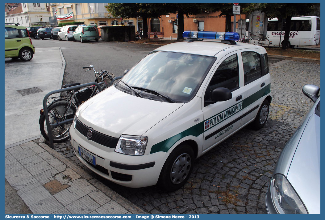 Polizia Locale YA248AM
Polizia Municipale
Comune di Castellamonte
Fiat Nuova Panda I serie
Parole chiave: PL;P.L.;PM;P.M.;Polizia;Locale;Municipale;Castellamonte;Fiat;Nuova;Panda