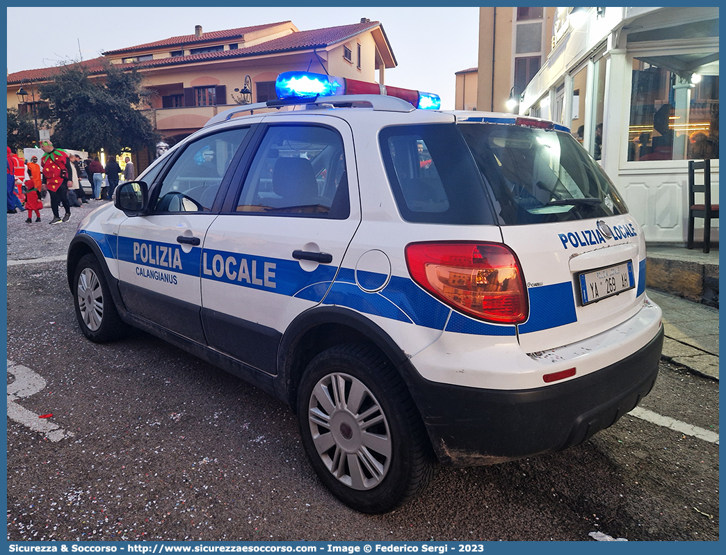 Polizia Locale YA269AH
Polizia Locale
Comune di Calangianus
Fiat Sedici II serie
Allestitore Ciabilli S.r.l.
Parole chiave: PL;PM;P.L.;P.M.;Polizia;Locale;Municipale;Calangianus