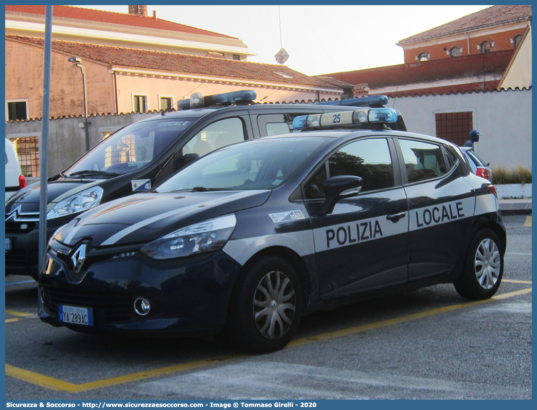 Polizia Locale YA289AC
Polizia Locale
Comune di Venezia
Renault Clio VI serie
Parole chiave: PL;P.L.;PM;P.M.;Polizia;Locale;Municipale;Venezia;Renault;Clio