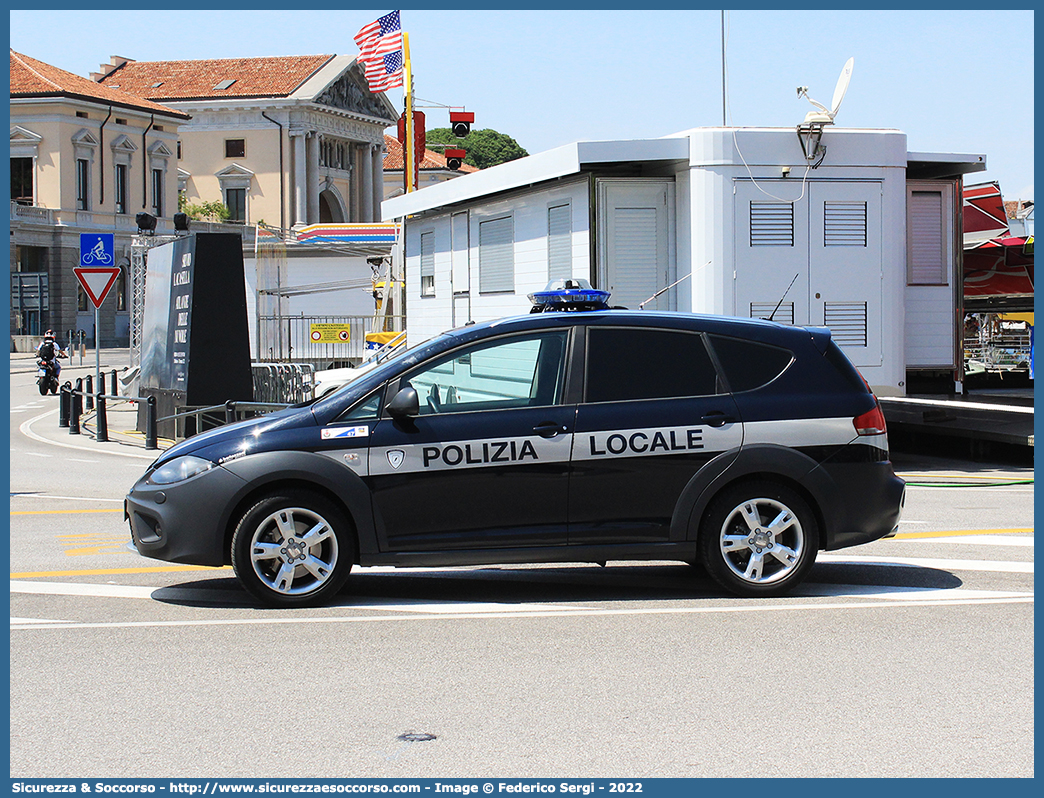 Polizia Locale YA502AF
Polizia Locale
Comune di Padova
Seat Altea Freetrack
Allestitore Bertazzoni S.r.l.
Parole chiave: PL;P.L.;PM;P.M.;Polizia;Locale;Municipale;Padova;Seat;Altea;Freetrack;Bertazzoni