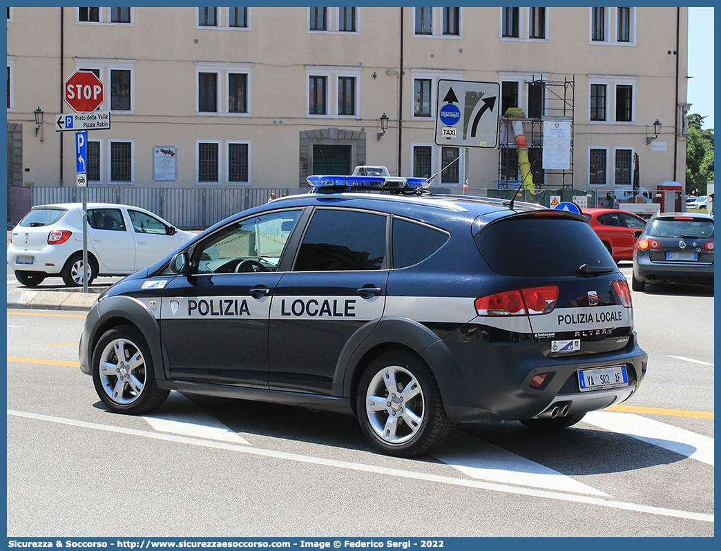 Polizia Locale YA502AF
Polizia Locale
Comune di Padova
Seat Altea Freetrack
Allestitore Bertazzoni S.r.l.
Parole chiave: PL;P.L.;PM;P.M.;Polizia;Locale;Municipale;Padova;Seat;Altea;Freetrack;Bertazzoni