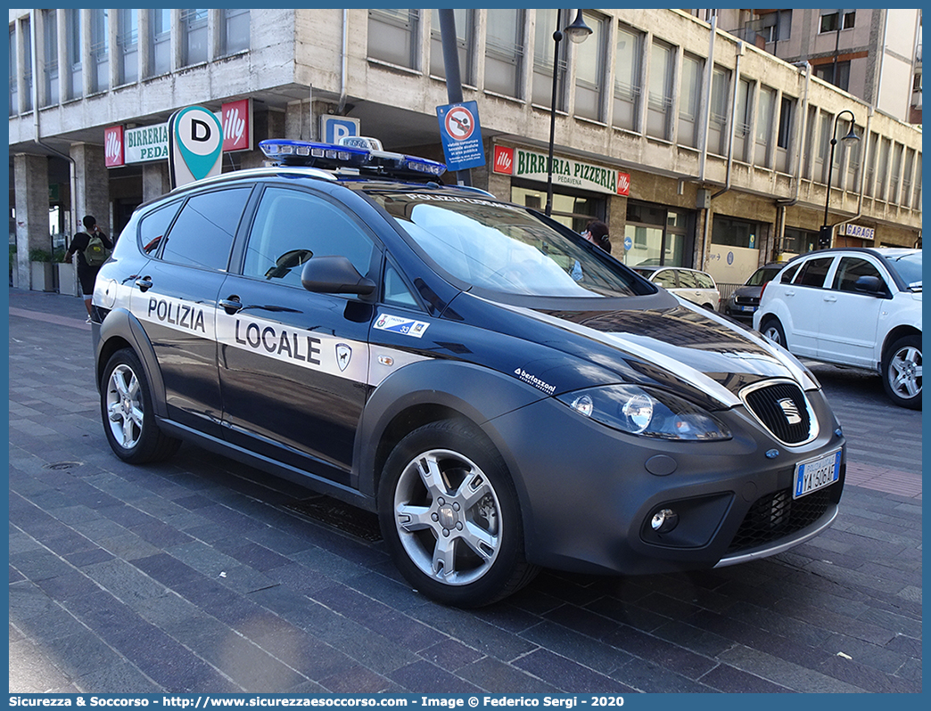 Polizia Locale YA506AF
Polizia Locale
Comune di Padova
Seat Altea Freetrack
Unità Cinofile
Allestitore Bertazzoni S.r.l.
Parole chiave: PL;P.L.;PM;P.M.;Polizia;Locale;Municipale;Padova;Seat;Altea;Freetrack;Bertazzoni;Unità;Cinofile;Nucleo;Cinofili