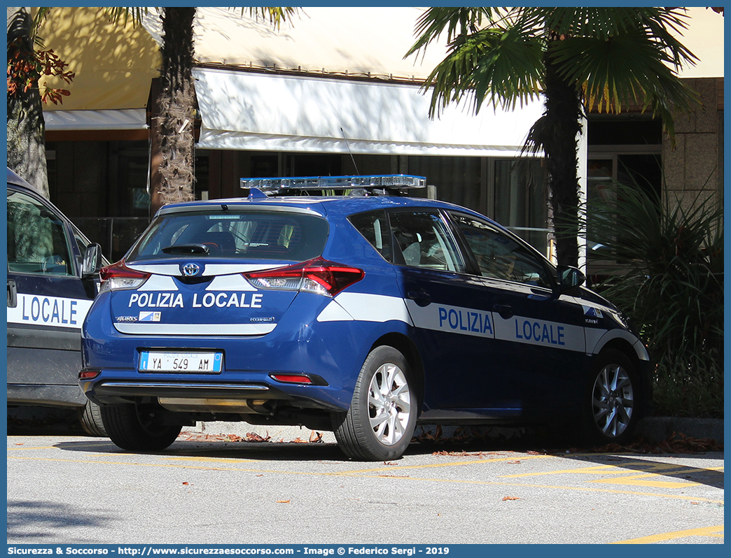 Polizia Locale YA549AM
Polizia Locale
Unione dei Comuni Città della Riviera del Brenta
Toyota Auris II serie restyling
Allestitore Ciabilli S.r.l.
Parole chiave: PL;P.L.;PM;P.M.;Polizia;Locale;Municipale;Unione;Comuni;Riviera;del;Brenta;Dolo;Fiesso d&#039;Artico;Fossò;Campagna Lupia;Toyota;Auris;Ciabilli