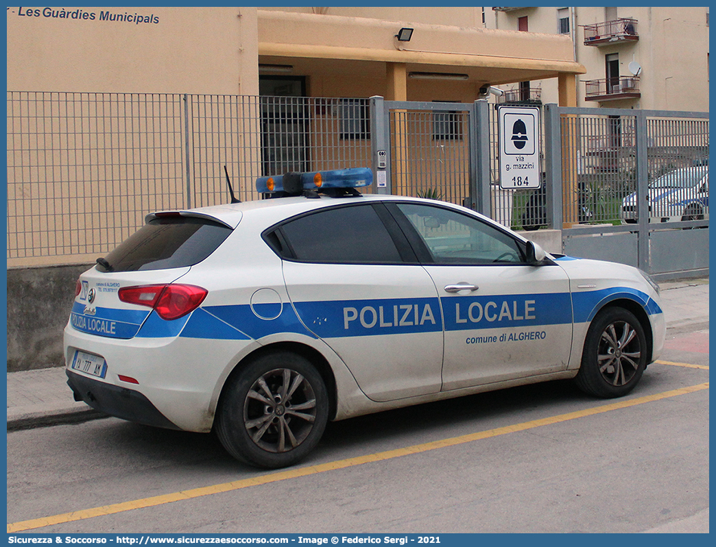 Polizia Locale YA777AM
Polizia Locale
Comune di Alghero
Alfa Romeo Nuova Giulietta I serie
Allestitore Ciabilli S.r.l.
Parole chiave: PL;P.L.;PM;P.M.;Polizia;Locale;Municipale;Alghero;Alfa Romeo;Giulietta;Ciabilli