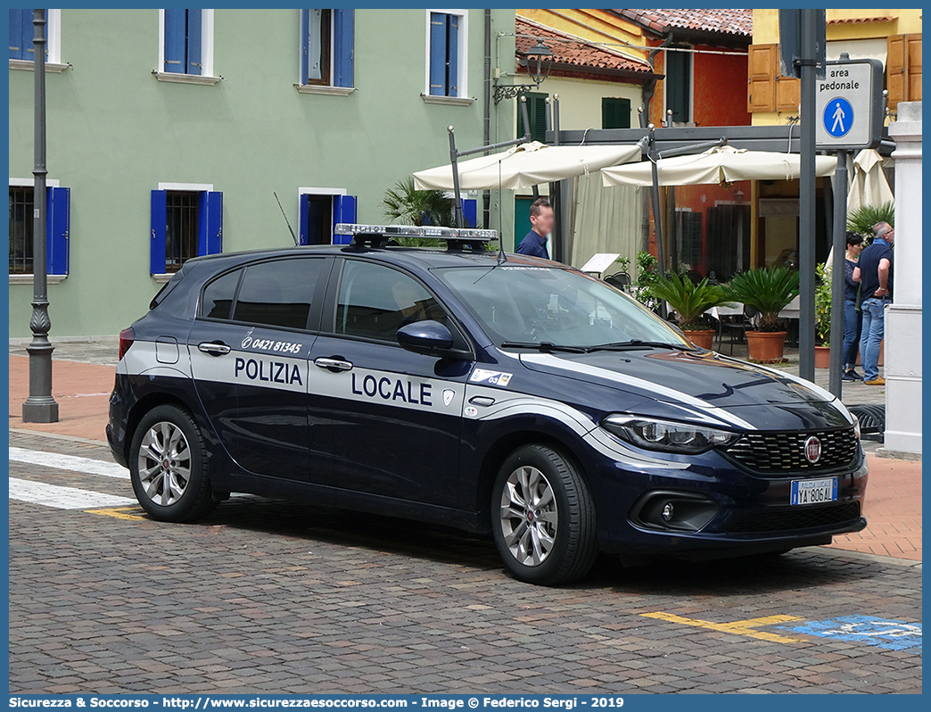 Polizia Locale YA806AL
Polizia Locale
Comune di Caorle
Fiat Nuova Tipo 5Porte
Parole chiave: PL;P.L.;PM;P.M.;Polizia;Locale;Municipale;Caorle;Fiat;Nuova;Tipo;5Porte