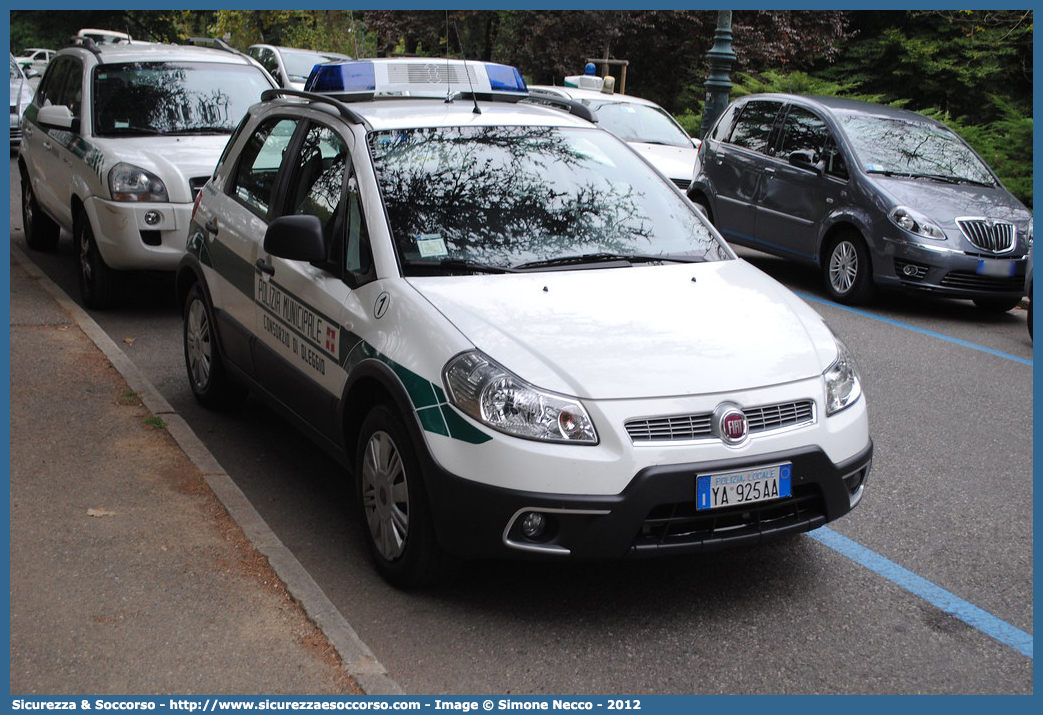 Polizia Locale YA925AA
Polizia Municipale
Consorzio Intercomunale 
di Polizia Locale di Oleggio
Fiat Sedici II serie
Parole chiave: PL;P.L.;PM;P.M.;Polizia;Locale;Municipale;Oleggio;Marano Ticino;Mezzomerico;Consorzio;Intercomunale;Fiat;Sedici