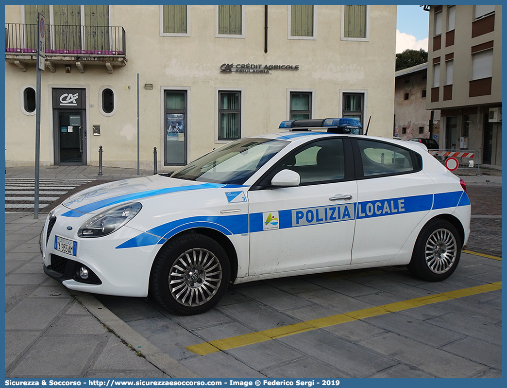 Polizia Locale YA935AM
Polizia Locale
Unione Territoriale Intercomunale 
delle Valli e delle Dolomiti Friulane
Alfa Romeo Nuova Giulietta I serie II restyling
Allestitore Ciabilli S.r.l.
Parole chiave: PL;P.L.;PM;P.M.;Polizia;Locale;Municipale;Andreis;Arba;Barcis;Castelnovo del Friuli;Cimolais;Claut;Clauzetto;Erto;Casso;Frisanco;Maniago;Meduno;Montereale Valcellina;Pinzano al Tagliamento;Sequals;Tramonti di Sopra;Tramonti  di  Sotto;Travesio;Vajont;Vit