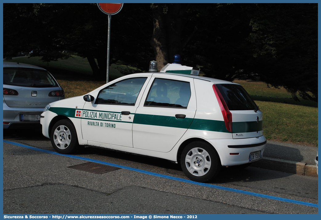 -
Polizia Municipale
Comune di Rivalta di Torino
Fiat Punto II serie
Parole chiave: PM;P.M.;PL;P.L.;Polizia;Municipale;Locale;Rivalta;Fiat;Punto