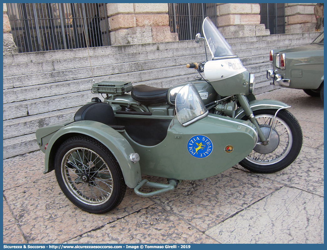 Polizia 41143
Polizia di Stato
Polizia Stradale
Moto Guzzi V7 Sidecar
Parole chiave: PS;P.S.;Polizia;di;Stato;Stradale;Moto;Guzzi;V7;Sidecar