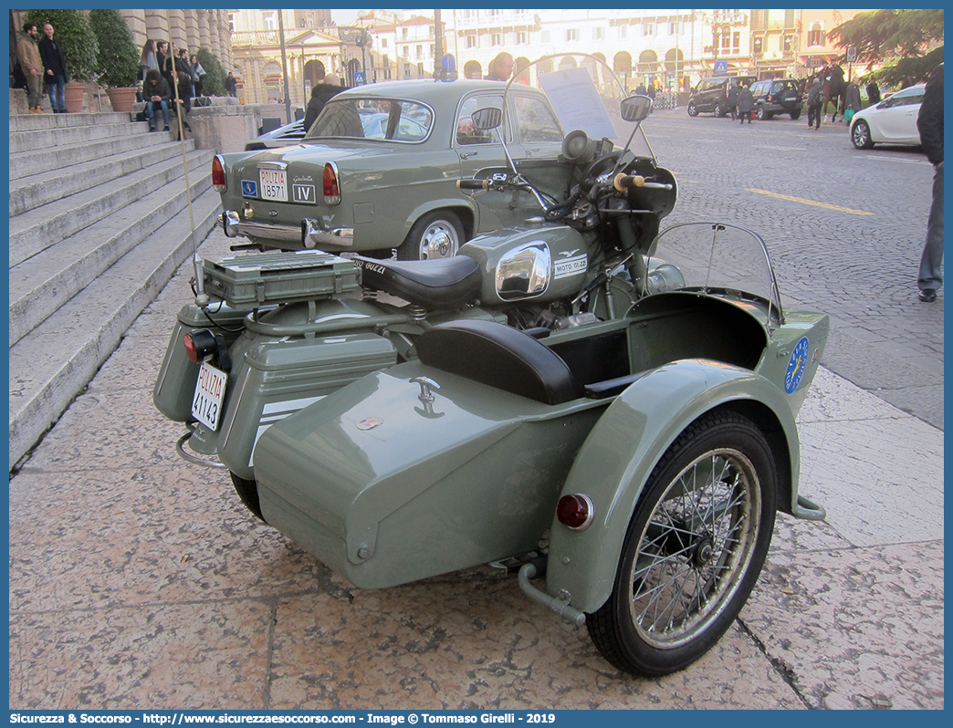 Polizia 41143
Polizia di Stato
Polizia Stradale
Moto Guzzi V7 Sidecar
Parole chiave: PS;P.S.;Polizia;di;Stato;Stradale;Moto;Guzzi;V7;Sidecar